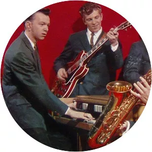 Jhonny and The Hurricanes - Rock band