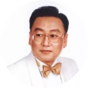 Jiang Dawei - Chinese singer