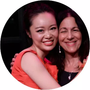 Jiaoyue Lyu - Musical artist