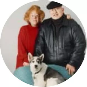 Jill Pinkwater - Author