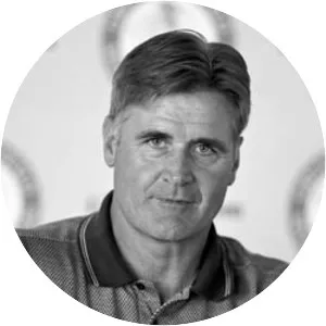 Jim Burt - Former american football player