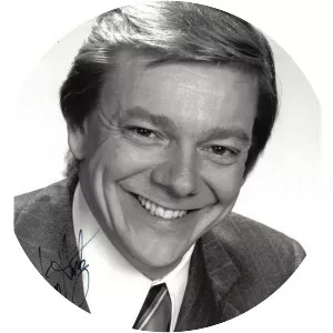 Jim Hartz - American television personality