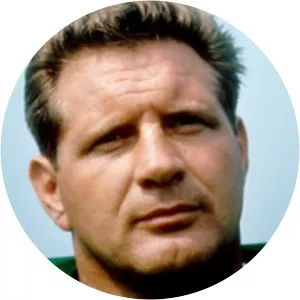 Jim Ringo - American football player