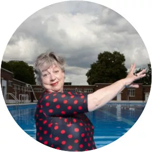 Jo Brand's Big Splash - 2011 ‧ 1 season