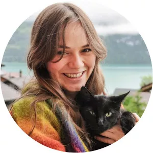 Joana Locher - Director