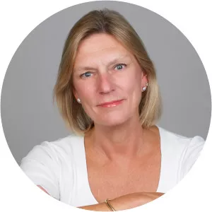 Joanna Hardy - Author