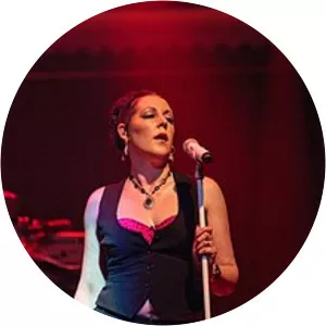 Joanne Catherall - Singer