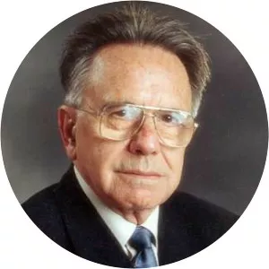 Joaquín Lomba Fuentes - Philosopher