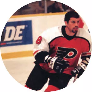 Jody Hull - Ice hockey player