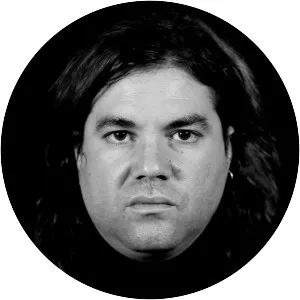 Joe Crepúsculo - Spanish singer-songwriter