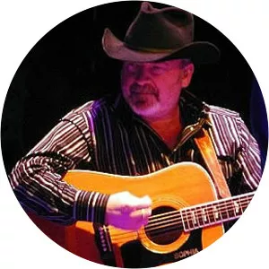 Joe Manuel - Guitar player