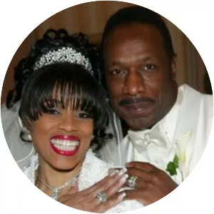Joe McLemore - Vickie Winans' husband