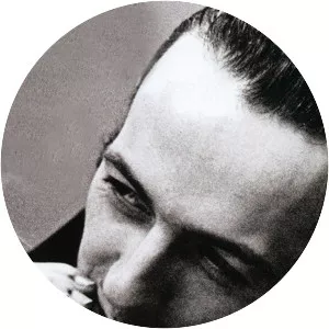 Joe Strummer: The Future Is Unwritten - 2007 ‧ Music genre/Documentary ‧ 2h 4m