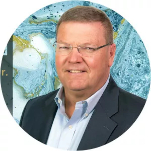 Joe Tinney - Television director ‧ Judy Lewis' ex-husband