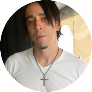 Joey Duenas - Singer