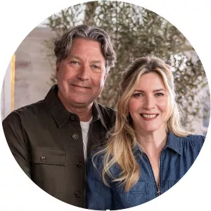 John and Lisa's Weekend Kitchen - TV program