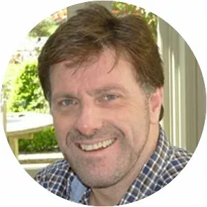 John Bunzl - Austrian political scientist