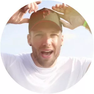 Johniepee - Musical artist