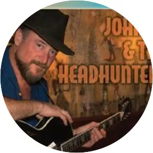 Johnny and the Headhunters - Musical artist