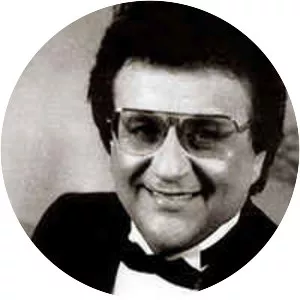 Johnny Canales - Singer