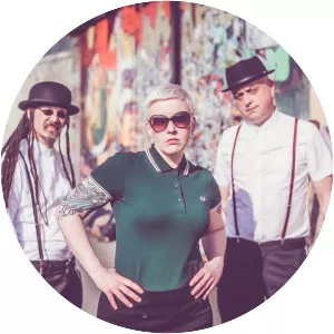 Johnny Reggae Rub Foundation