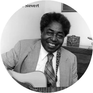 Johnny Shines - American singer