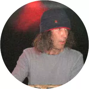 Joie Hinton - Musical artist