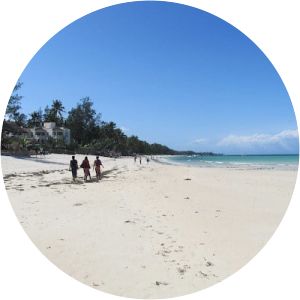 Jomo Kenyatta Public Beach - Beach in Kenya