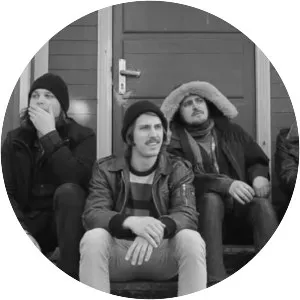 Jon Mikiver - Musical artist