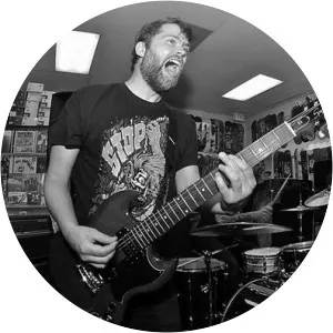 Jonas Lyxzén Musician