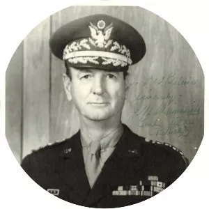 Jonathan M. Wainwright - Military commander