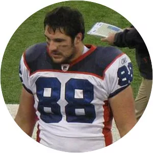 Jonathan Stupar - American football player