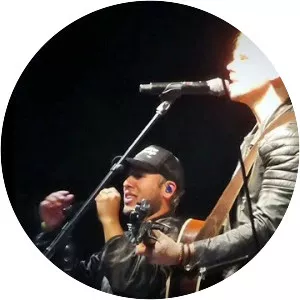 Jonsal Barrientes - Musician