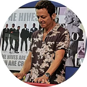 Jordan Summers - Author