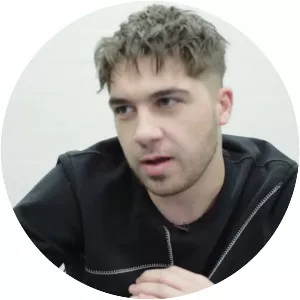 Jordan Ullman - Singer