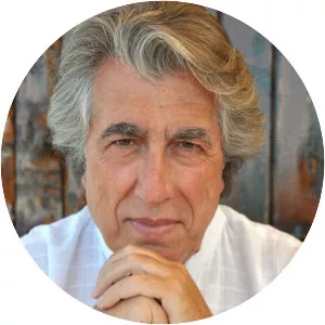 Jordi Sierra i Fabra - Writer