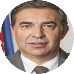 José Apolinário Nunes Portada