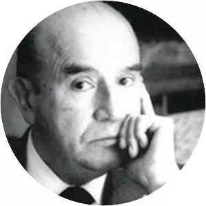 José Luis Martínez