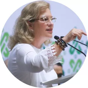 Josefa González-Blanco Ortiz-Mena