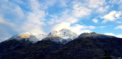 Josefina Hair Stylist Di Herrera Josefina - Hair salon in Aosta, Italy