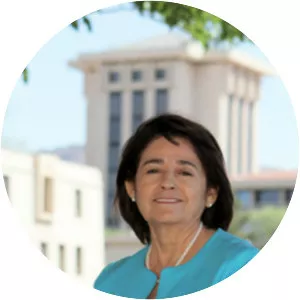 Josefina Villamil Tinajero