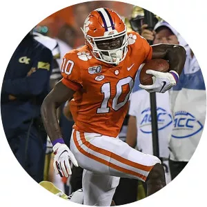 Joseph Ngata - American football player