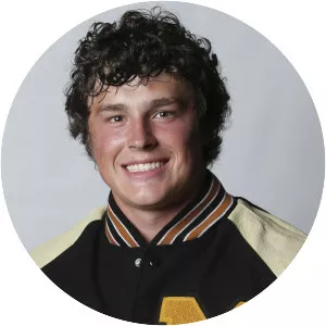 Josh Dodge - American football player