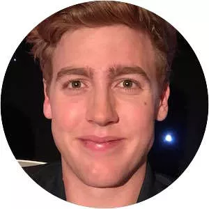 Josh Pieters - YouTuber