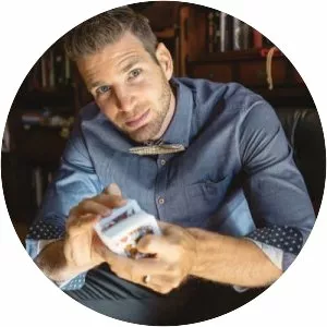 Joshua Jay - Magician