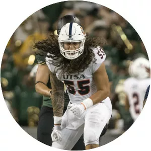 Josiah Tauaefa - American football linebacker
