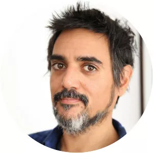 Jossie Malis photograph