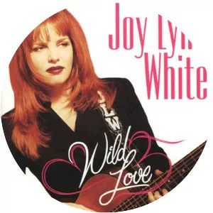 Joy Lynn White