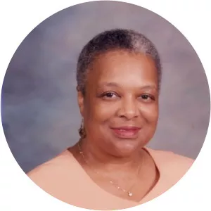 Joyce Sawa photograph