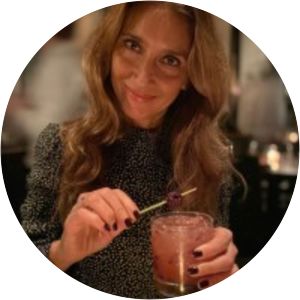 Joyce Wegman photograph